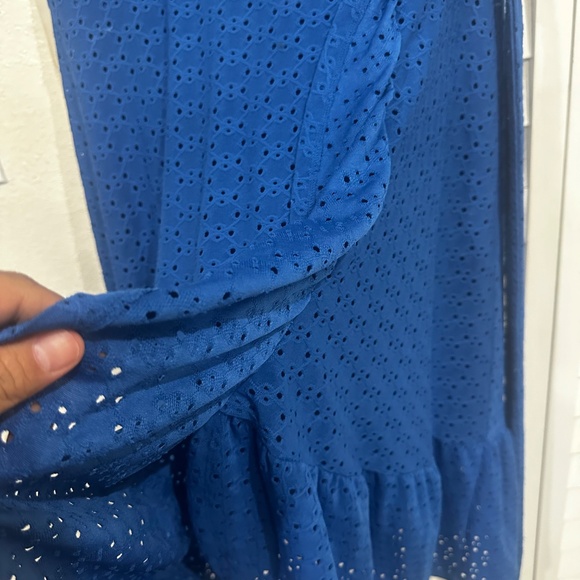 Dress - Picture 8 of 8